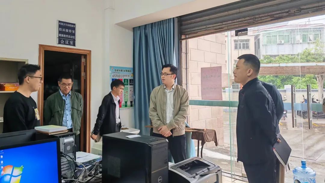 2022-4-20周昭堅調研綜合行政執(zhí)法和市場監(jiān)督管理工作002.jpg