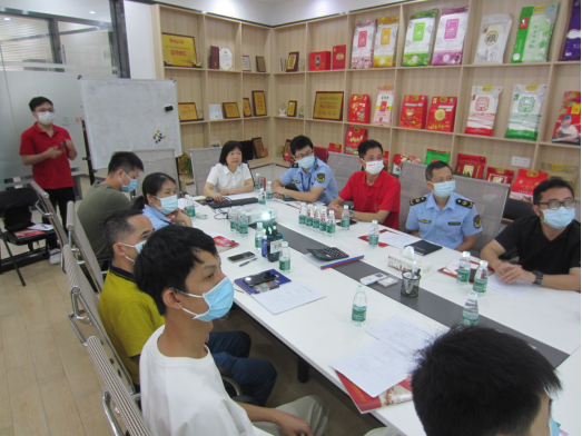 深入貫徹落實(shí)黨的二十大精神 助力我市營(yíng)商環(huán)境發(fā)展433.png