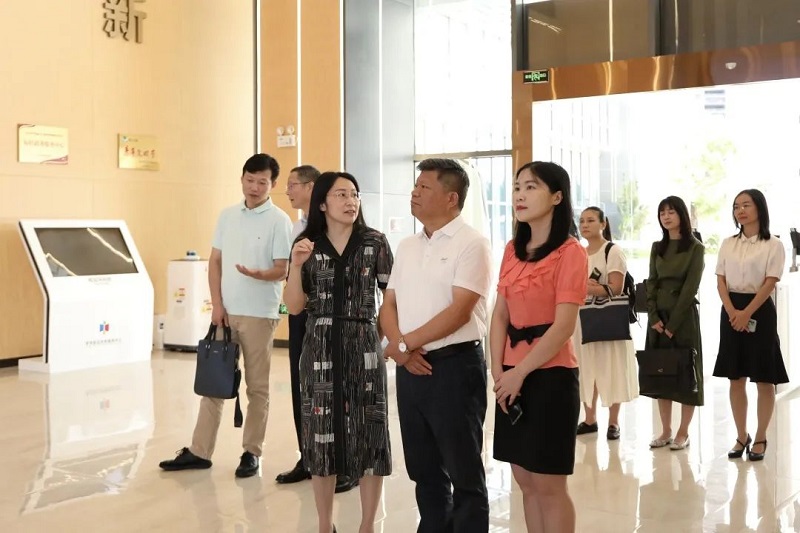 法治日?qǐng)?bào)社黨委委員、副總編輯陳建國(guó)一行到中山調(diào)研1.jpg