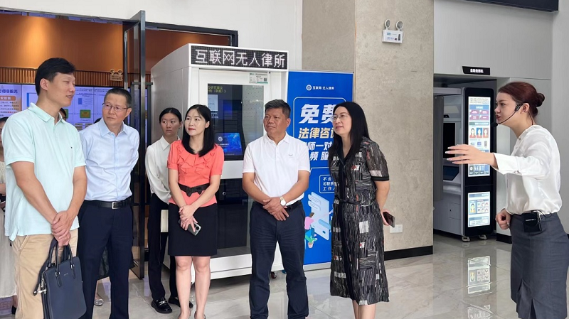 法治日?qǐng)?bào)社黨委委員、副總編輯陳建國(guó)一行到中山調(diào)研3.png
