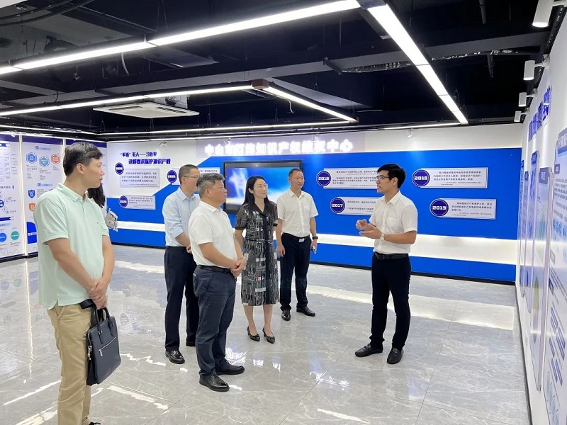 法治日?qǐng)?bào)社黨委委員、副總編輯陳建國(guó)一行到中山調(diào)研4.jpg