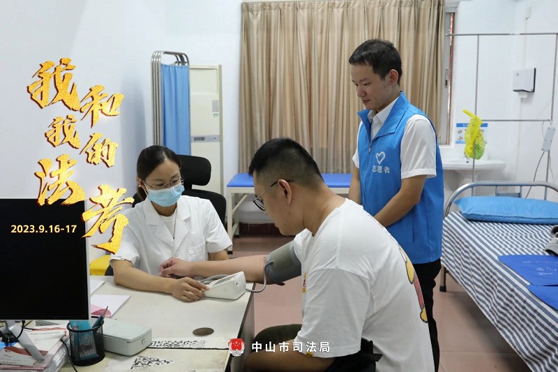 我們陪你一起戰(zhàn)斗！2023年“法考”客觀題考試中山考區(qū)圓滿收官33.jpg