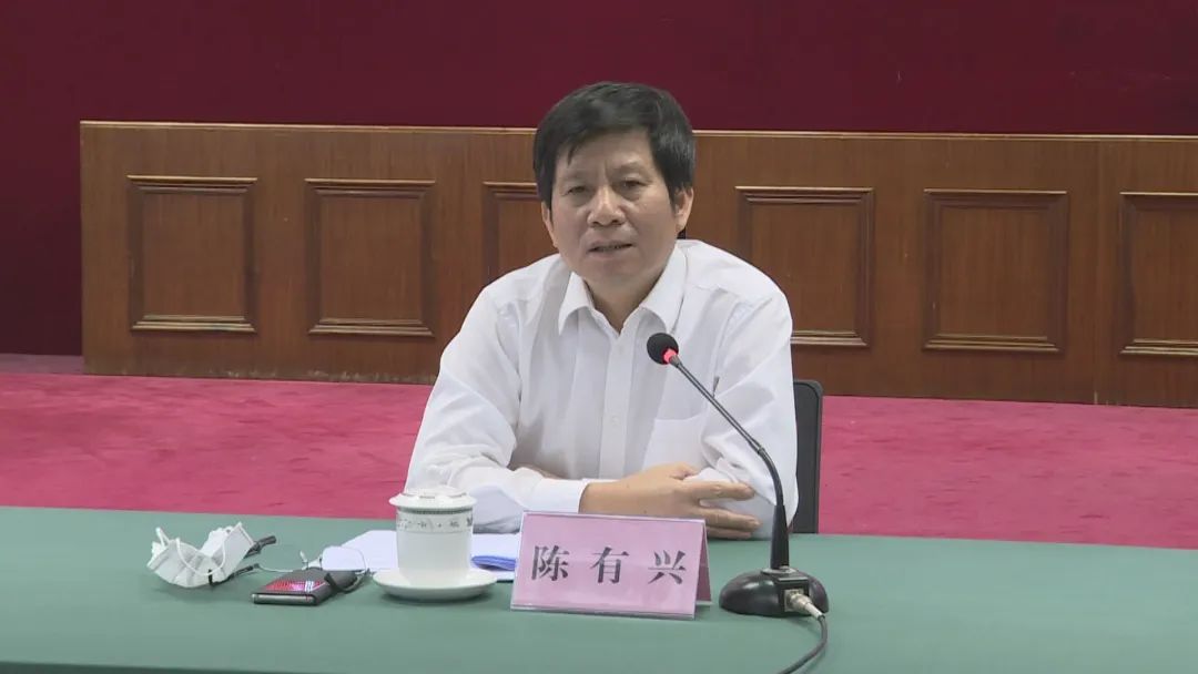 2020-4-17港口鎮(zhèn)召開游戲游藝企業(yè)調(diào)研座談會(huì)003.jpg