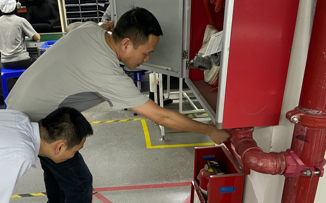 青年建功在行動(dòng)！安全生產(chǎn)他們這樣做1.png