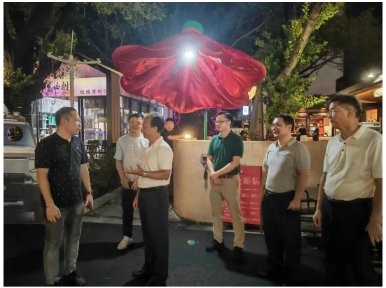郭文海：因地制宜發(fā)展夜經(jīng)濟(jì) 打造更多聚人氣促消費(fèi)的新業(yè)態(tài)新場景.png