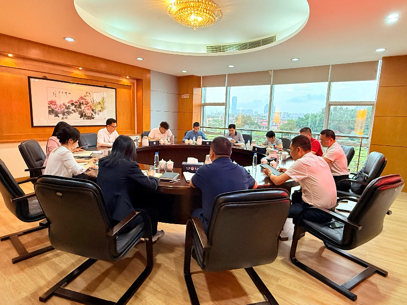 黨建工作｜中山市司法局舉辦深入貫徹中央八項規(guī)定精神學習教育讀書班暨局黨組理論學習中心組學習會.jpg