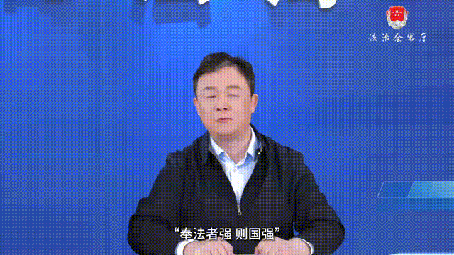 程東允.gif