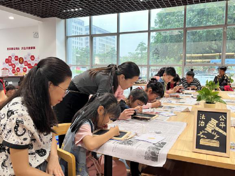 普法宣傳｜中山“典”亮法治之光 多措并舉開展民法典宣傳活動(dòng)5 - 副本.png
