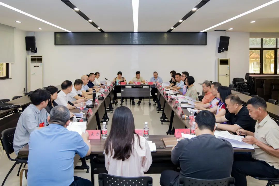 “小”站點發(fā)揮“大”作用！市人大到橫欄鎮(zhèn)人大代表聯(lián)絡(luò)站開展水價調(diào)整調(diào)研